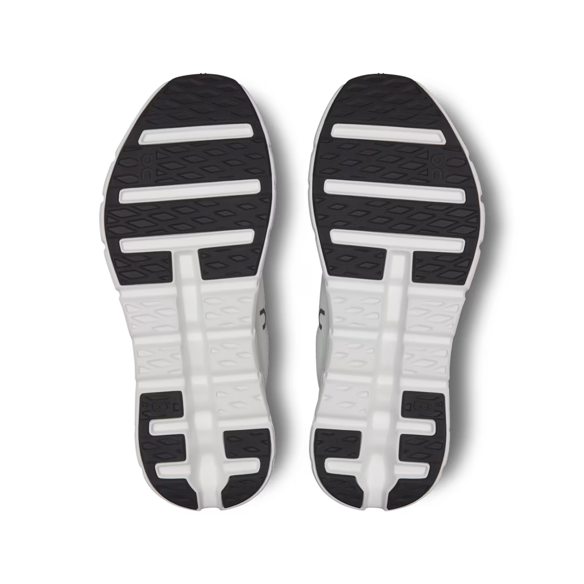 On Running Cloudtilt - Black | Ivory