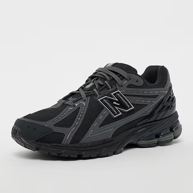 NB 1906R Black Phantom