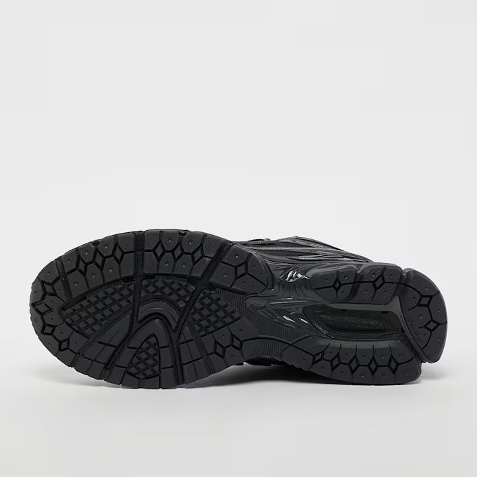 NB 1906R Black Phantom