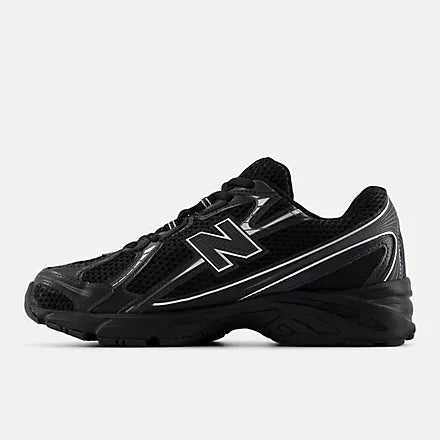 NB 740 Black/Silver